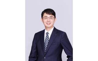 光大期货股指期货研究员，策略如何？