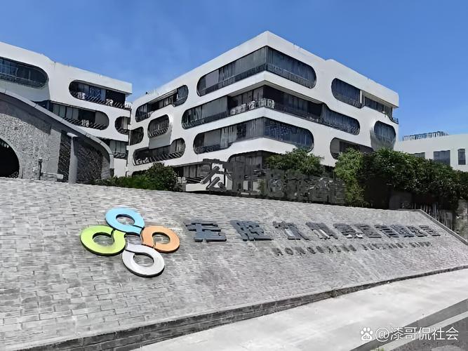 福建滚雪球投资管理有限公司有何投资特色?-第2张图片-华宇铭诚 福建滚雪球投资管理有限公司有何投资特色?-第2张图片-华宇铭诚