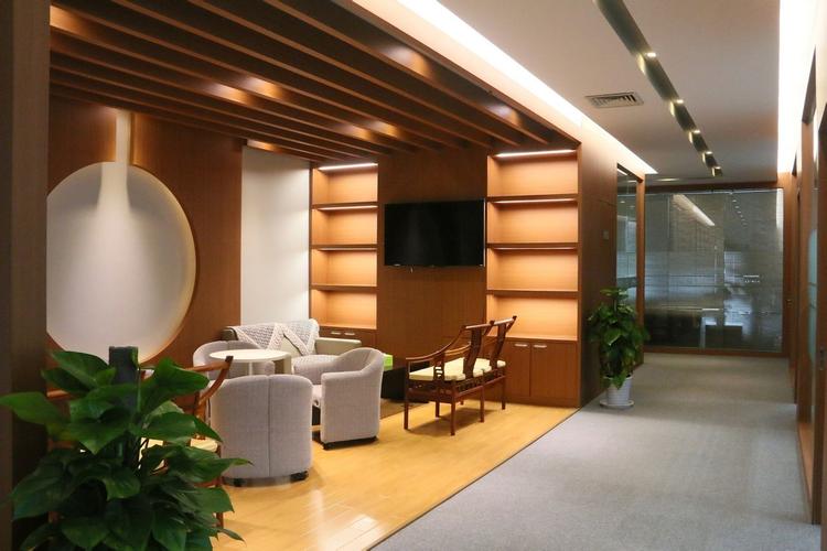 投资公司客服具体负责哪些工作？-第2张图片-华宇铭诚