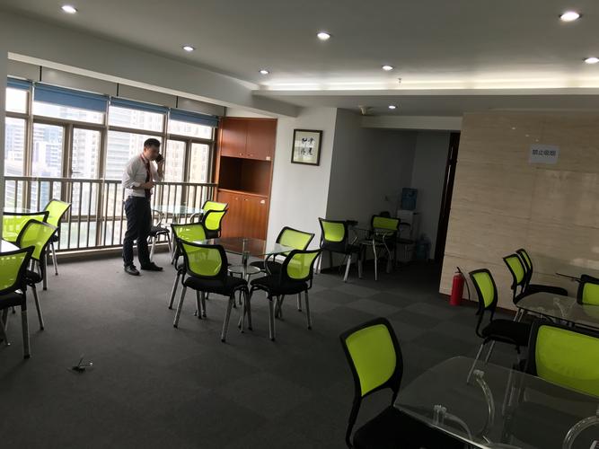 投资咨询服务具体提供哪些服务？-第1张图片-华宇铭诚