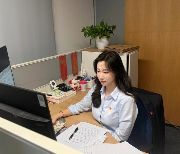 上海期货大厦交易员的日常是怎样的？-第1张图片-华宇铭诚