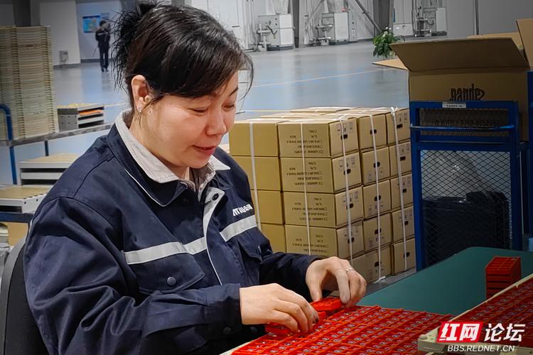 上海期货大厦交易员的日常是怎样的？-第3张图片-华宇铭诚